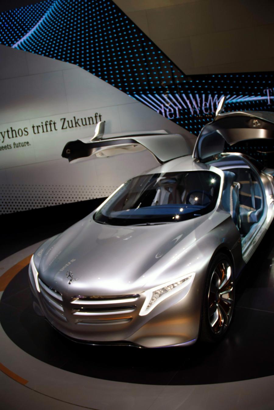  Mercedes-Benz F125 Concept 2011 года  (фото 15 из 109)